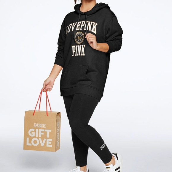 PINK Victoria's Secret Tops - VS PINK LOGO GIFT SET CAMPUS HOODED PULLOVER